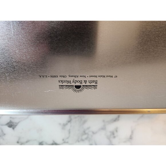 Bath & Body Works Floral Tin Box With Pink Gingham & Yellow Accents - Picture 5 of 6